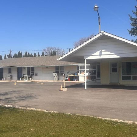 Colonial Motel Chatham-Kent Dış mekan fotoğraf